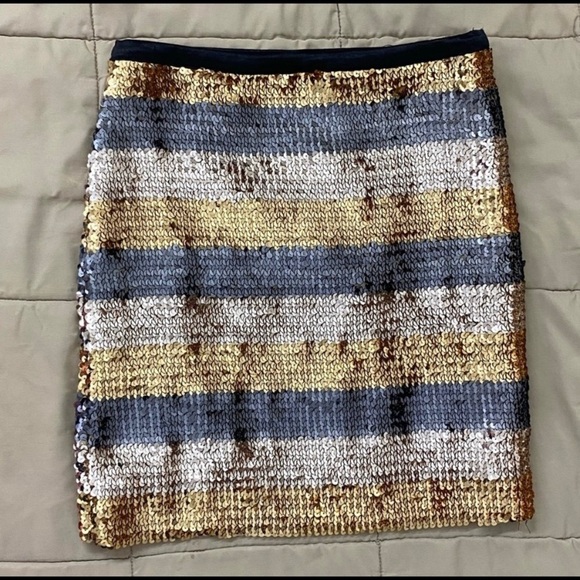 Dresses & Skirts - Sequin mini skirt size 12